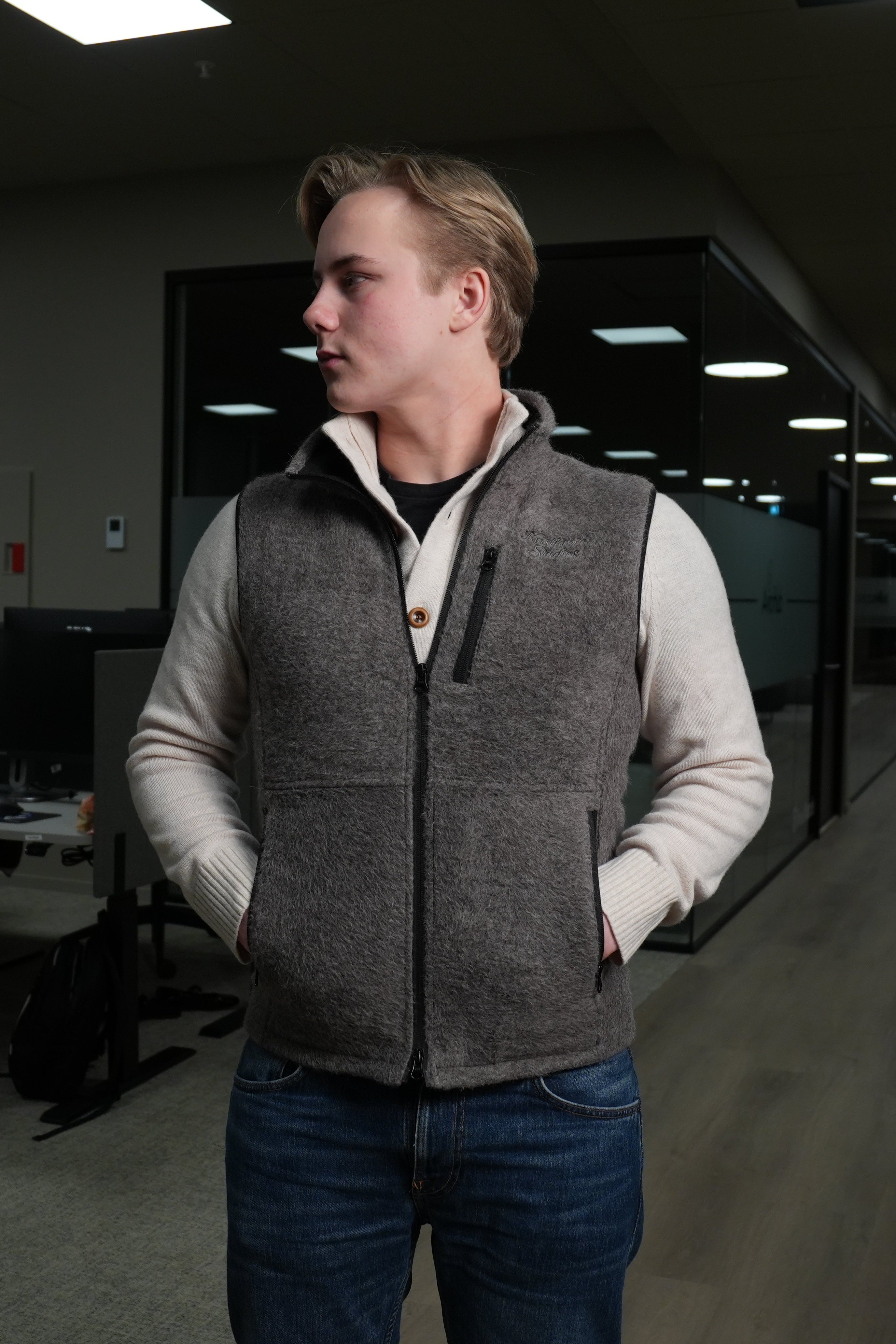 Alpaca Fleece Vest – Grey